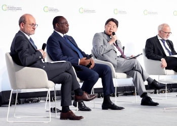 Minister Hayashi who makes a speech in a Round Table entitled “Mobilizing the private sector for the SDGs: sustainable infrastructure and SME financing” (close-up)