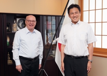 Photo session before the meeting