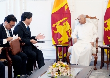 (Photo) Courtesy Call on Prime Minister Gunawardena of the Democratic Socialist Republic of Sri Lanka by Foreign Minister Hayashi
