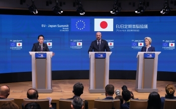 Prime Minister Kishida who attends the joint press conference after Japan-EU Summit Meeting