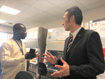 Mr. Fukazawa received the briefing and reviewed from Noguchi institute for Medical Research