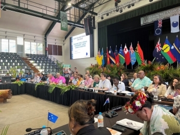 State Minister Horii participated in a thematic dialogue on Oceans and Environment , Climate Change and Disasters