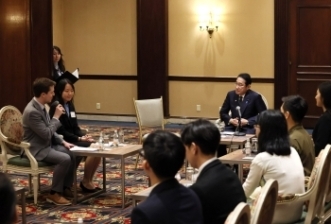 Prime Minister Kishida had a dialogue with the next generation for Japan- U.S. friendship and cooperation