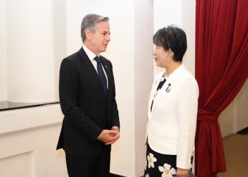 Two ministers talking