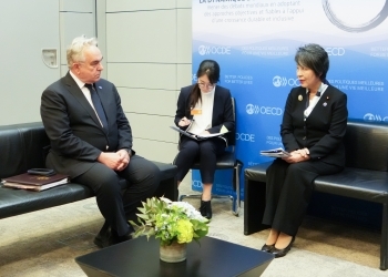 Courtesy Call on Foreign Minister Kamikawa by Deputy Secretary Campbell of the US
