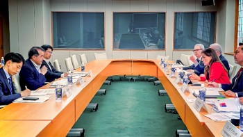 (Photo) The 10th Japan-Chile Policy Dialogu