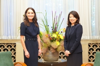 Mrs. Luxon and Mrs. Kishida