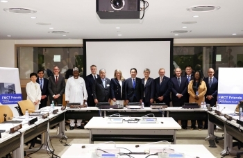 (Photo) Attendees of the High-Level Launch Meeting of the Friends of a FMCT