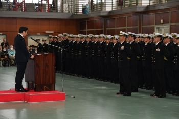 (Photo) 2024 Japan Maritime Self-Defense Force Overseas Training Cruise Homecoming Ceremony