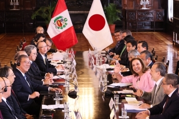 Prime Minister Mr. Ishiba and Ms. Dina Boluarte, under meeting