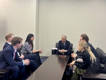 Discussion between Prof. Matsumoto and young experts