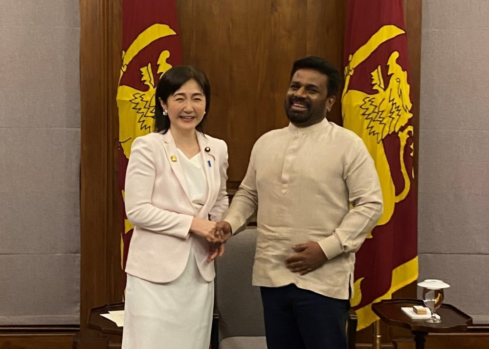 Parliamentary Vice-Minister for Foreign Affairs IKUINA shaking hands with President Dissanayake