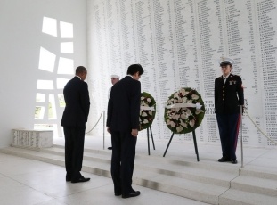 Prime Minister Abe at the Arizona Memorial