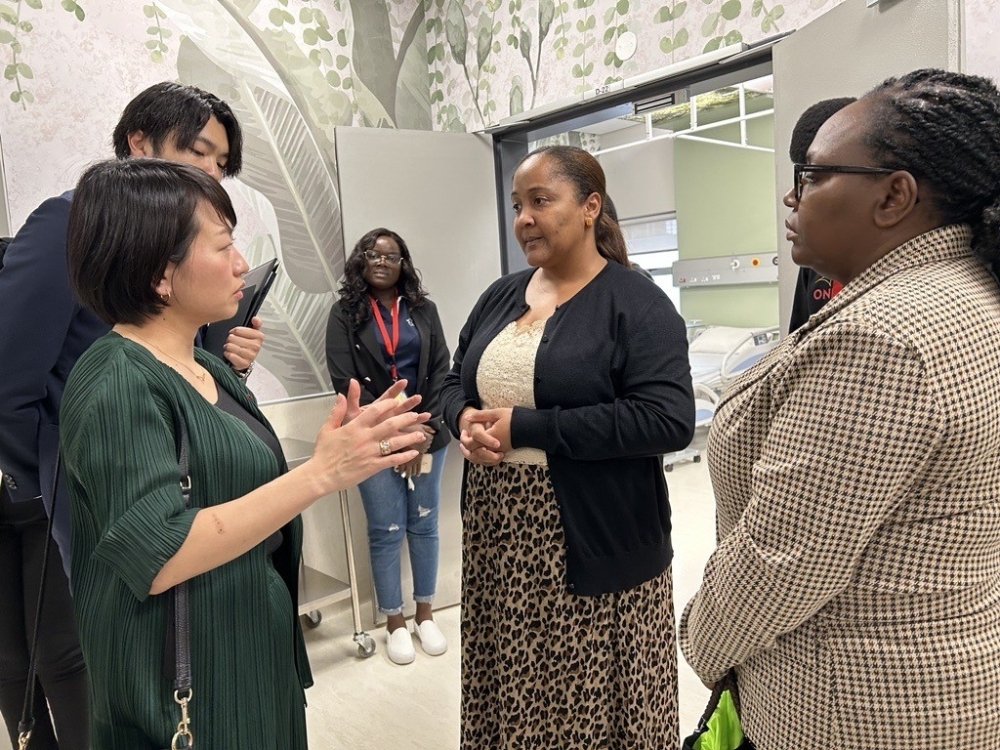 Ambassador SUZUKI visited the BeFree Youth Campus