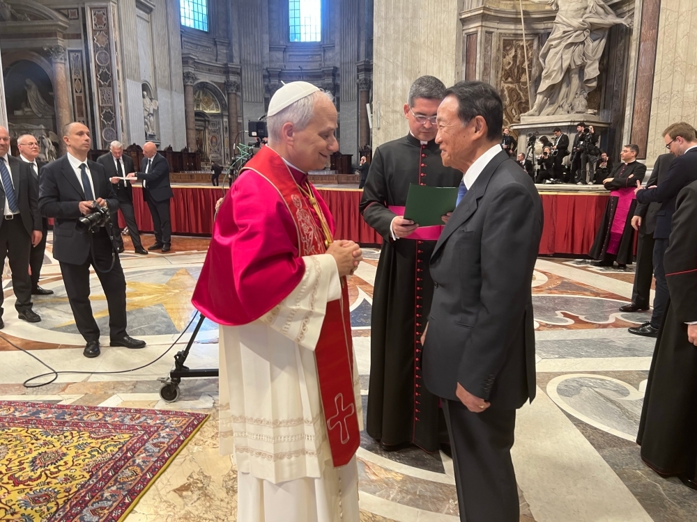Ambassador on Special Mission ASO talking with Pope Leo XIV