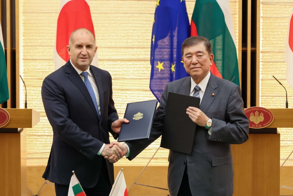 Prime Minister ISHIBA and Bulgarian President RADEV exchanging a joint statement