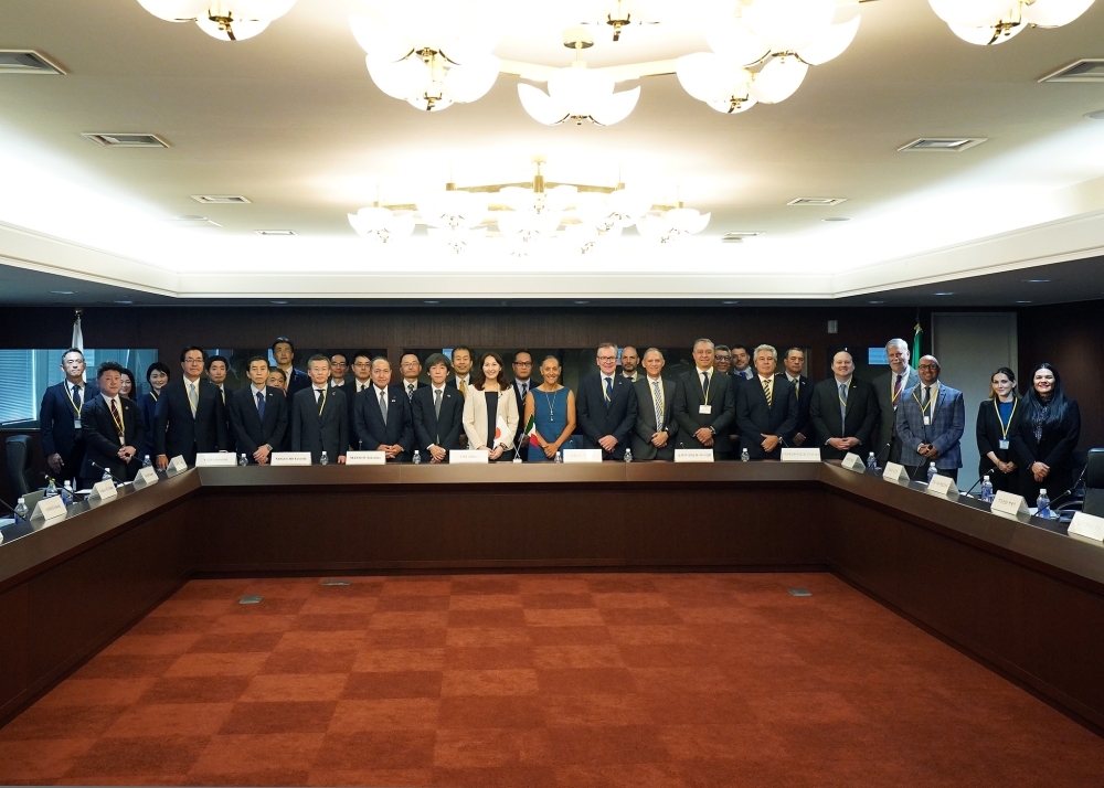 Group photo of participants
