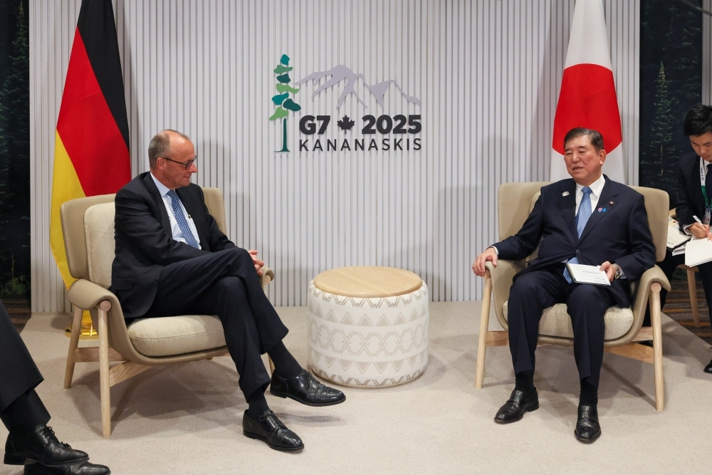 Prime Minister Ishiba and Chancellor Merz at the meeting