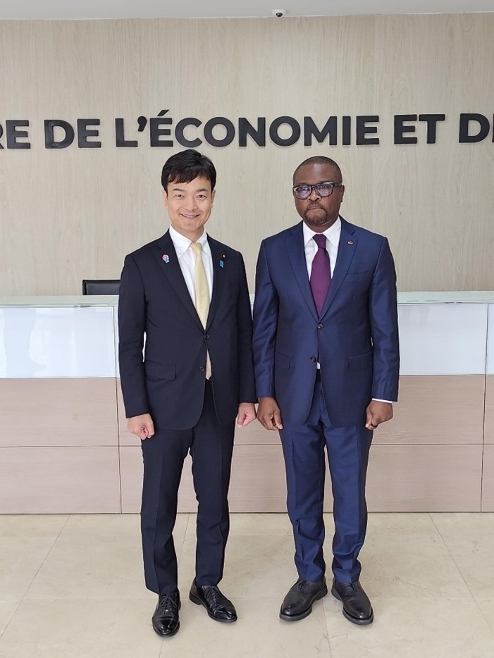 State Minister MIYAJI courtesy call on H.E. Mr. WADAGNI, Minister of Economy and Finance of Benin