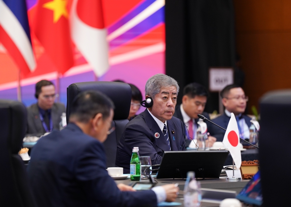 Foreign Minister IWAYA making a statement at the Mekong-Japan Foreign Ministers' Meeting