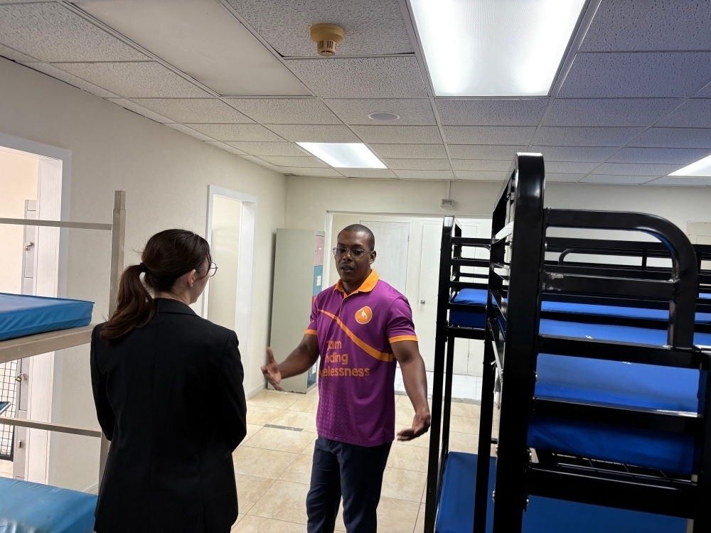 Parliamentary Vice-Minister ERI visited Homeless and Emergency Shelter