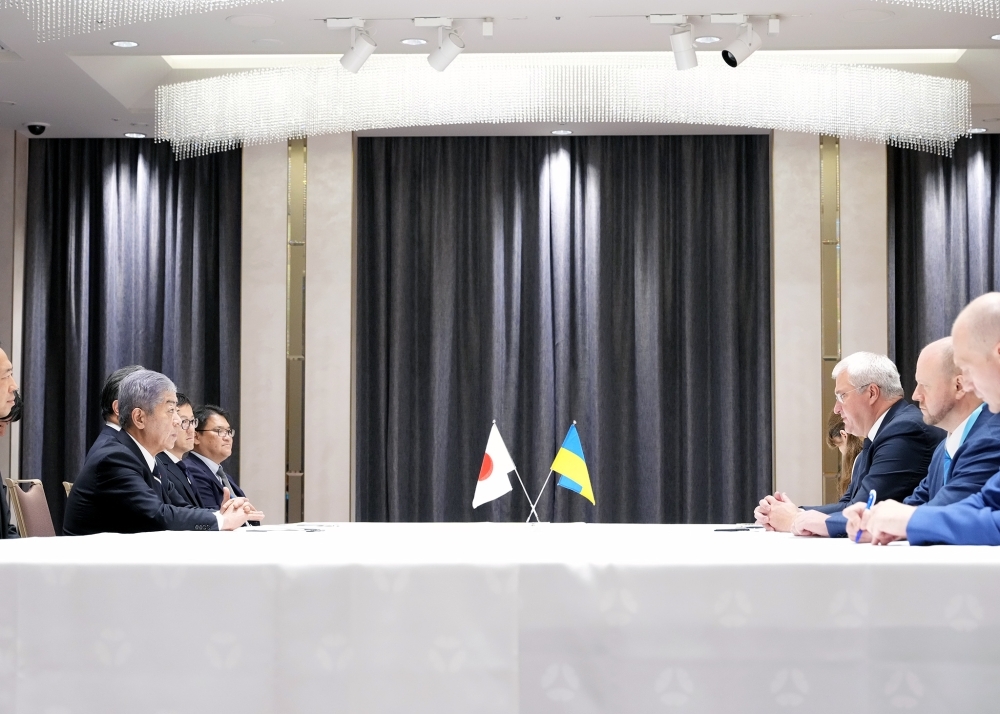 Meeting between Foreign Minister IWAYA and H.E. Mr. SYBIHA, Minister for Foreign Affairs of Ukraine