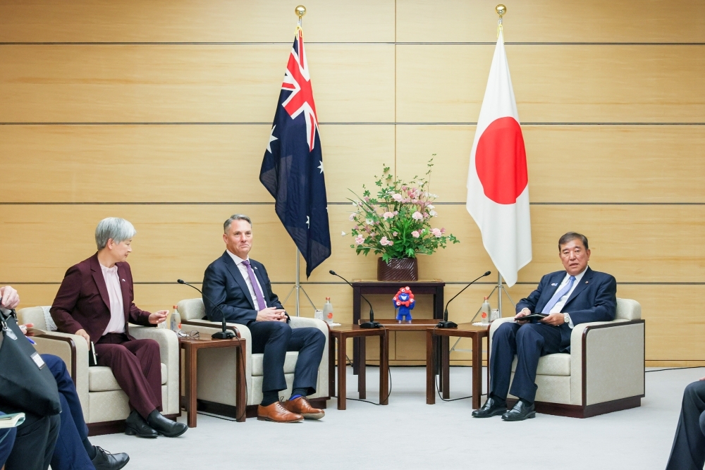Courtesy Call on Prime Minister ISHIBA by the ministers of Australia