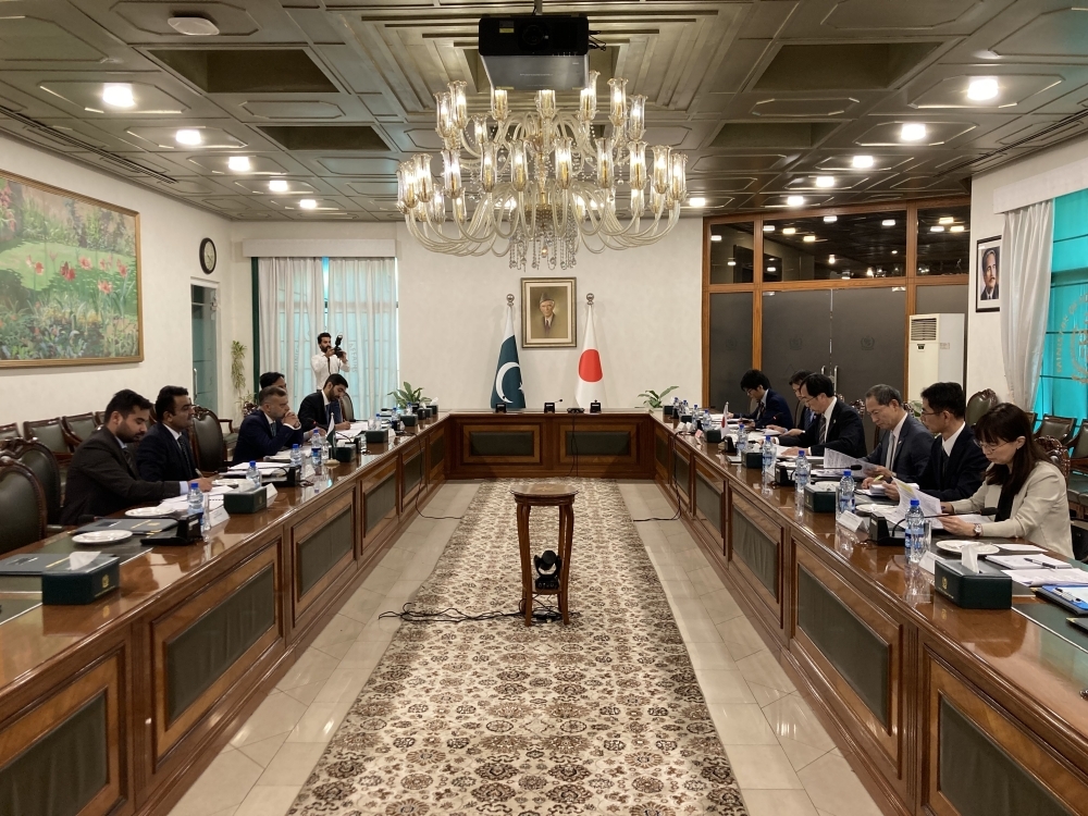 Both delegations are talking