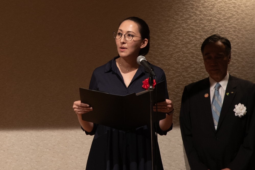 Parliamentary Vice-Minister ERI making a speech on the stage
