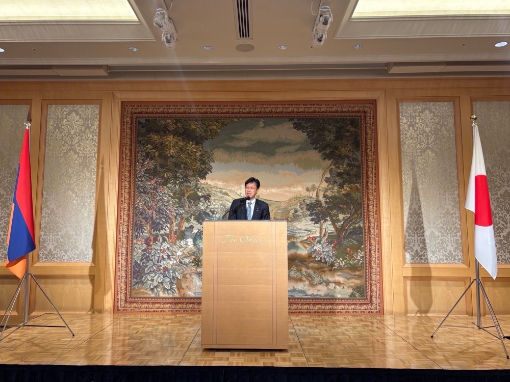 Parliamentary Vice-Minister Matsumoto is delivering his speech
