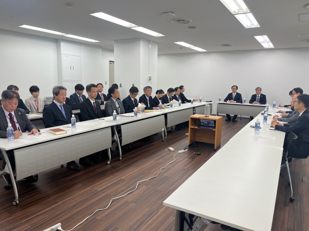 the first Japan-ROK Consultations on Common Social Issues