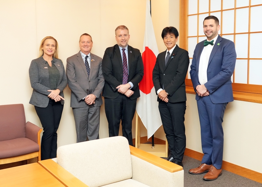Parliamentary Vice-Minister SHIMADA and the Delegation of the State of Florida