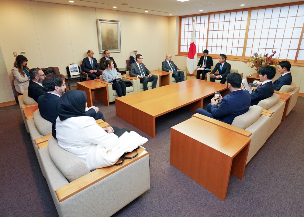 Exchange Opinions between Parliamentary Vice-Minister ONISHI and  the Algerian Startup Expedition Program Delegation