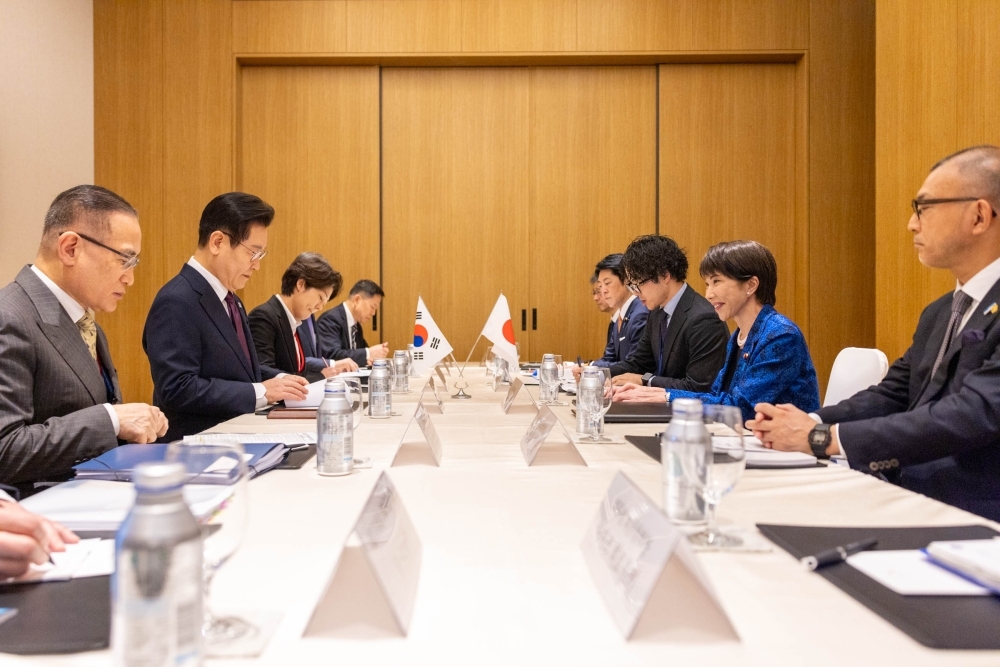 Japan-ROK Summit Meeting
