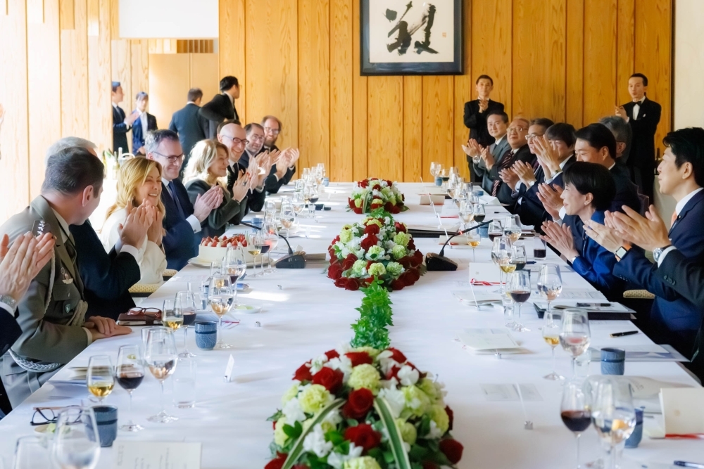 Prime Minister TAKAICHI having a working lunch with H.E. Ms. Giorgia MELONI, President of the Council of Ministers of the Italian Republic