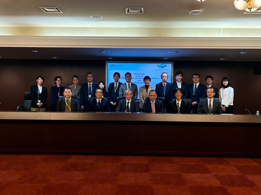 Round-table discussion with Japanese academia