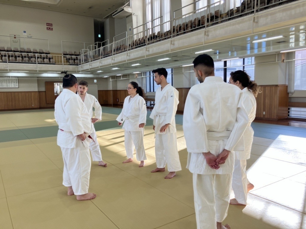 a judo experience at the Kodokan