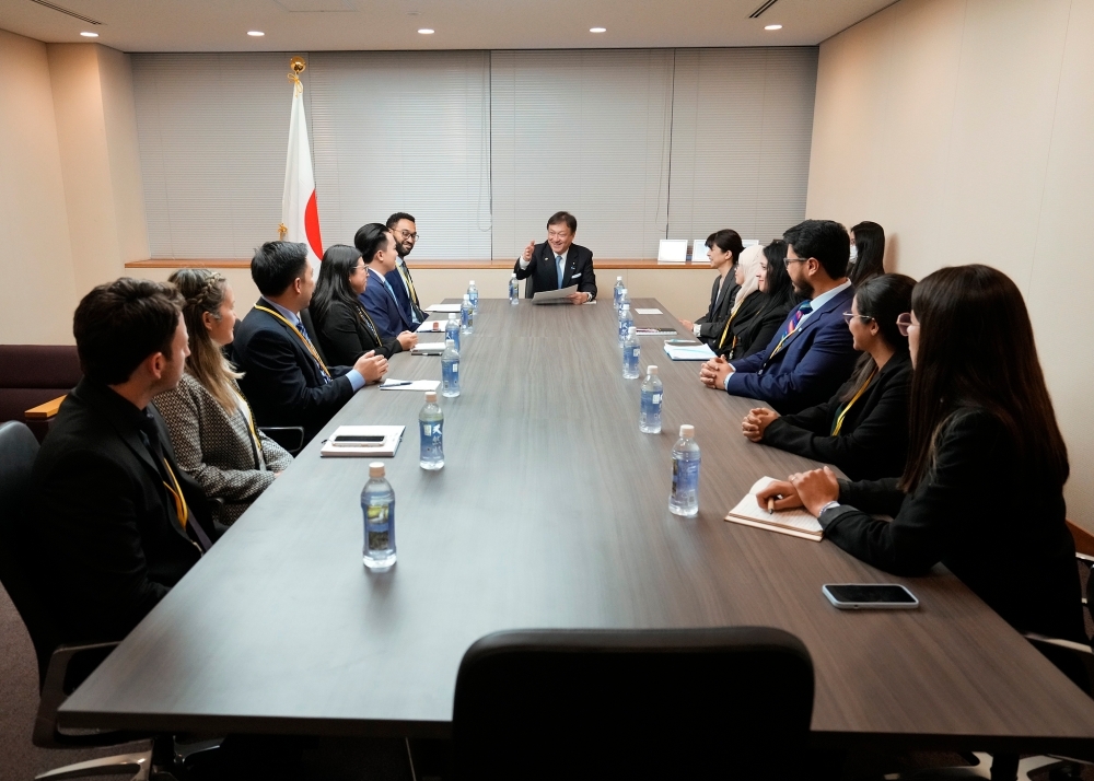 Scene from the courtesy call