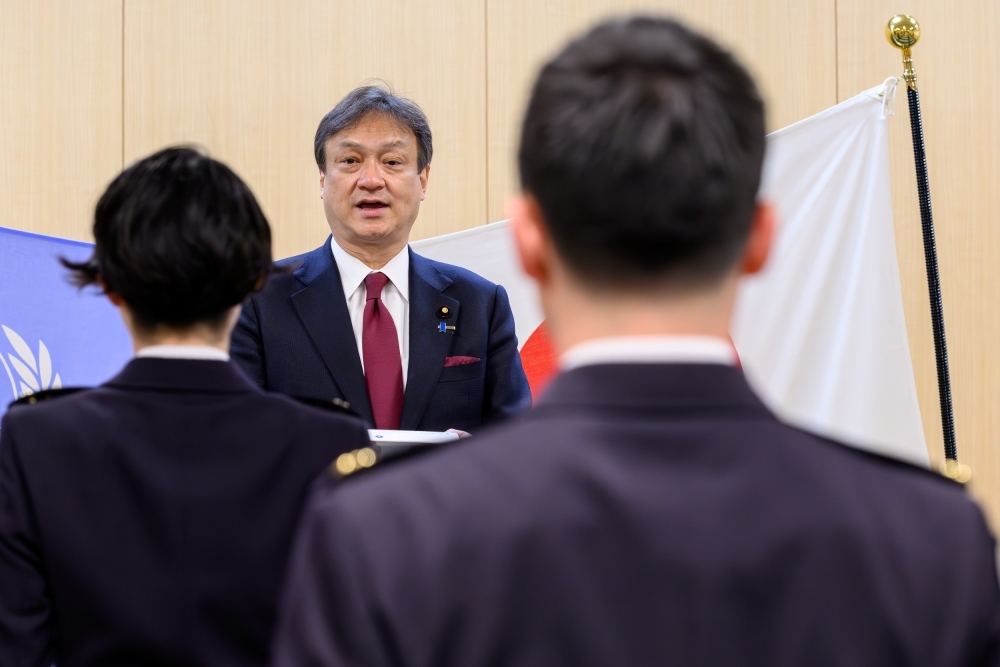 State Minister HORII delivering his remarks in front of the participants