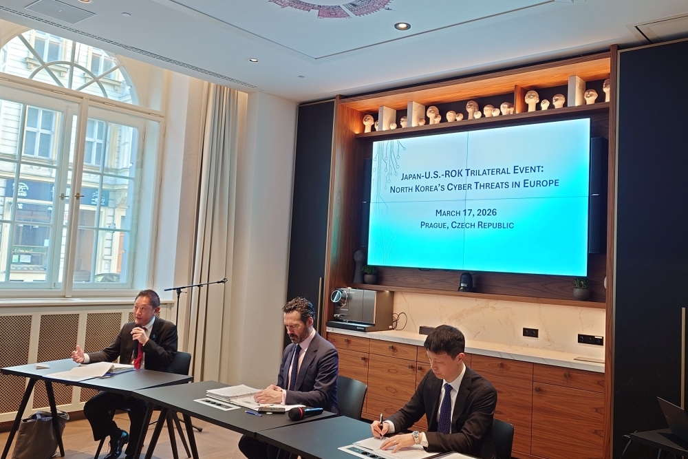 Mr. MIYAKE, Ambassador in charge of Cyber Policy, answering questions