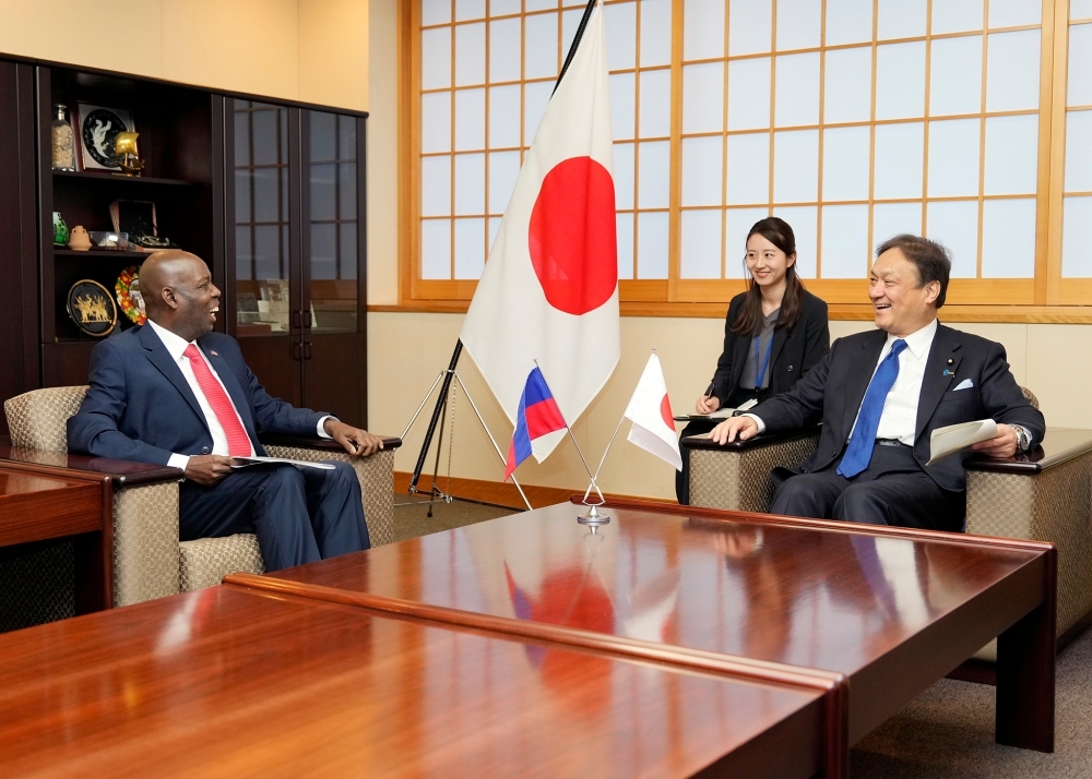 Exchange of views between State Minister HORII and Mr. Toussaint, Director-General for Foreign Affairs, Ministry of Foreign Affairs and Worship of Haiti