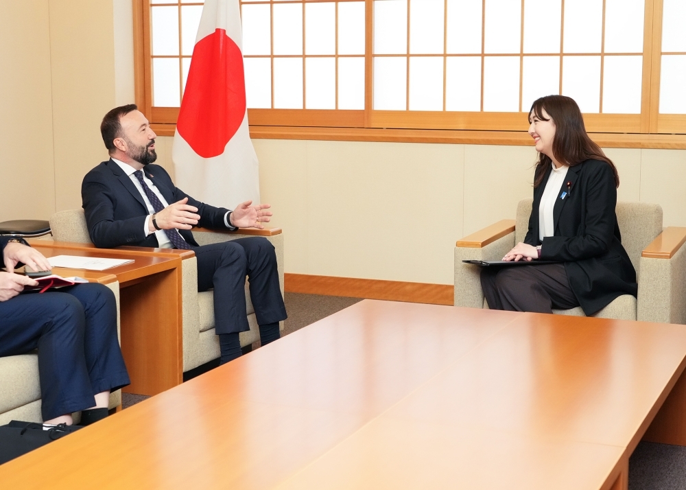 Parliamentary Vice-Minister ERI receiving a courtesy call from Ambassador Muça