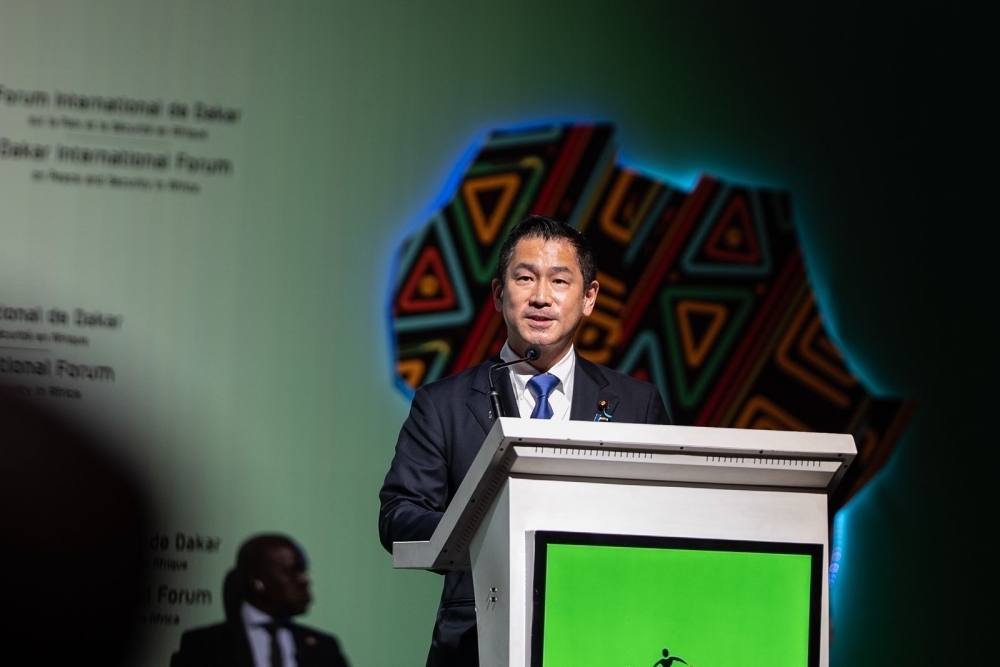 Parliamentary Vice-Minister ONISHI giving a speech at the forum