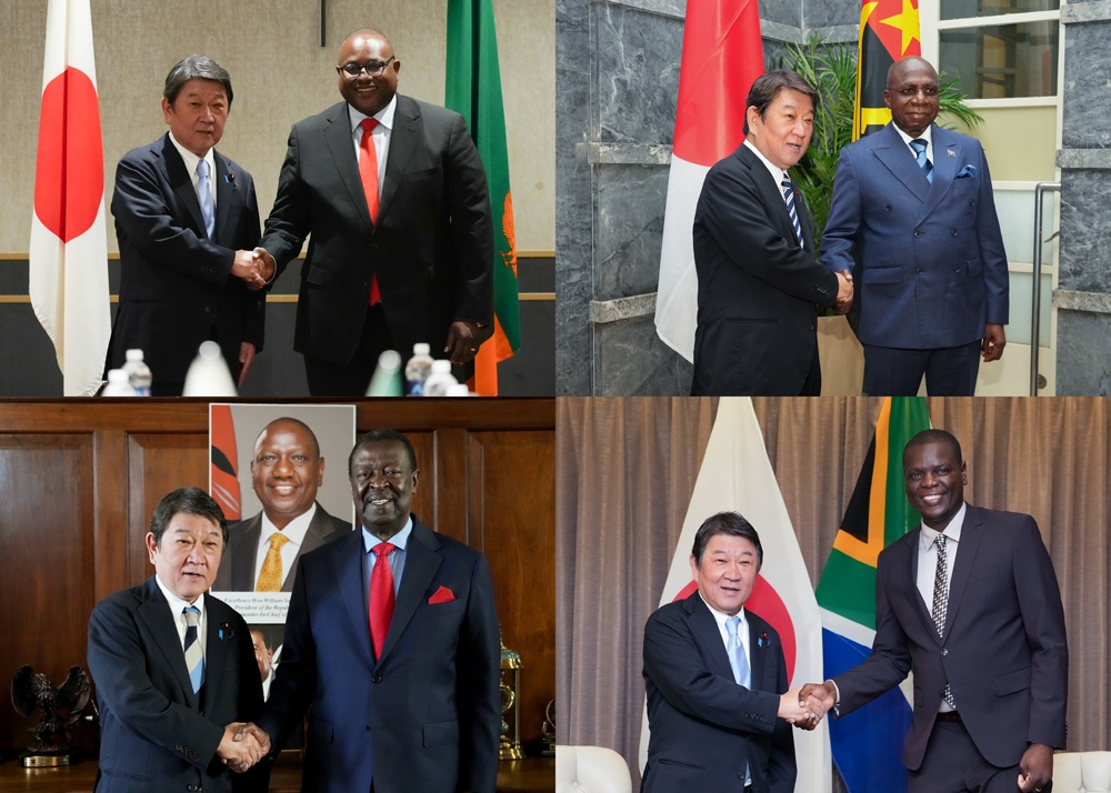 Foreign Minister Motegi shaking hands with the Foreign Ministers of Zambia, Angola, Kenya and the republic of South Africa