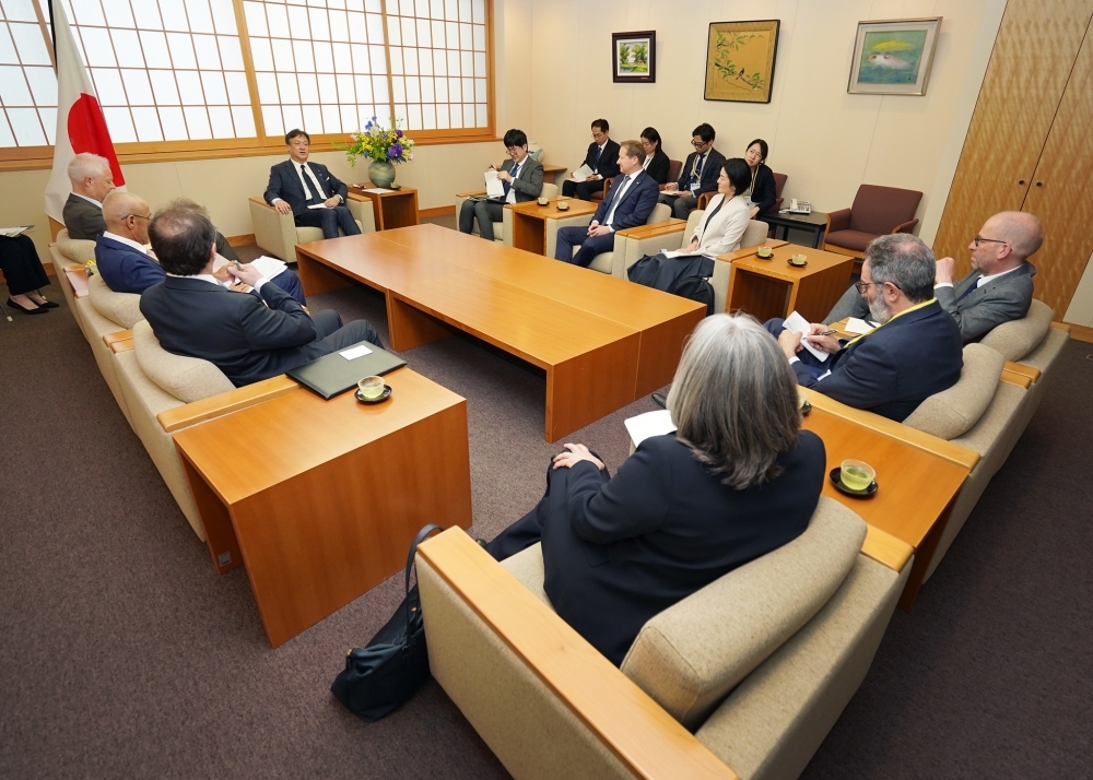 Exchange of views between State Minister HORII and foreign partners in the field of peace mediation