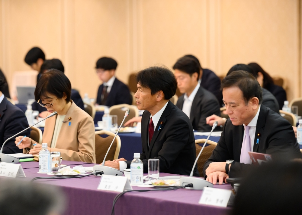 Parliamentary Vice-Minister Shimada at the General Meeting of COCN