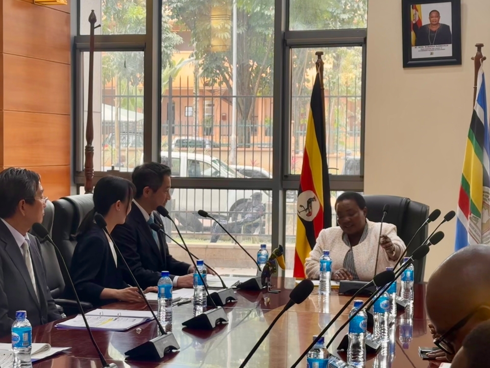 Parliamentary Vice-Minister ONISHI paid a courtesy call on Prime Minister Nabbanja