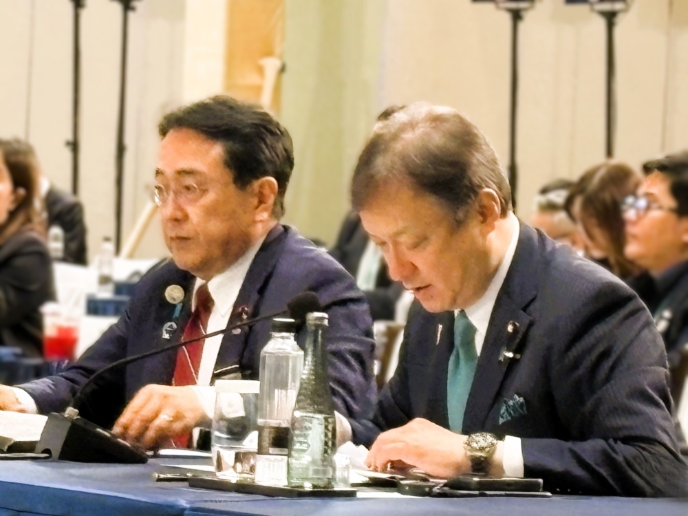 State Minister HORII is delivering his speech at MRT Meeting