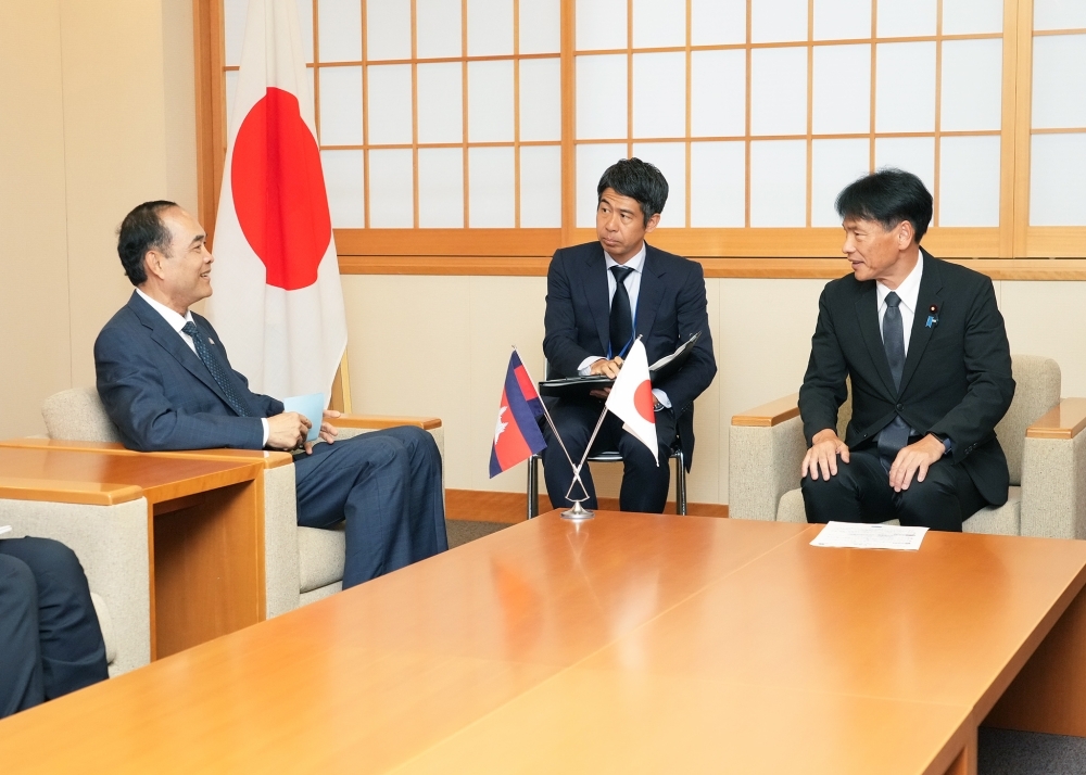 Exchange of views between Parliamentary Vice-Minister SHIMADA and H.E. Mr. CHUM Sounry, Ambassador Cambodia to Japan