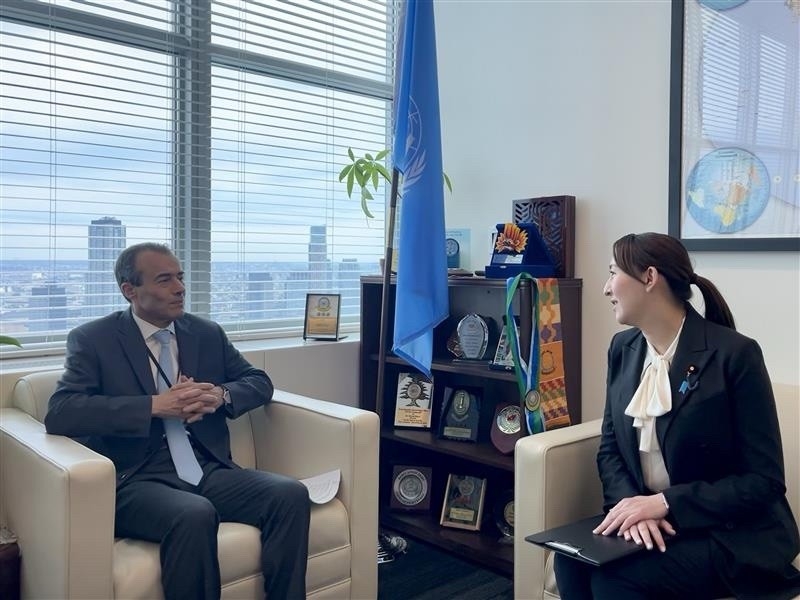 Parliamentary Vice-Minister ERI holding a meeting with  Assistant Secretary-General Khiari